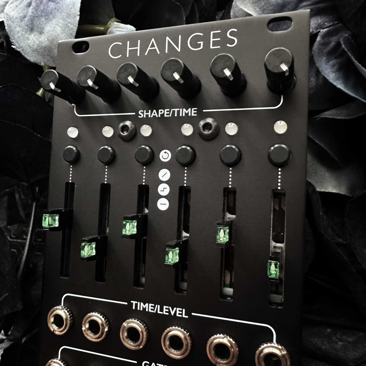 CHANGES - MUTABLE STAGES REPLICA - BLACK ALUMINUM – Calsynth