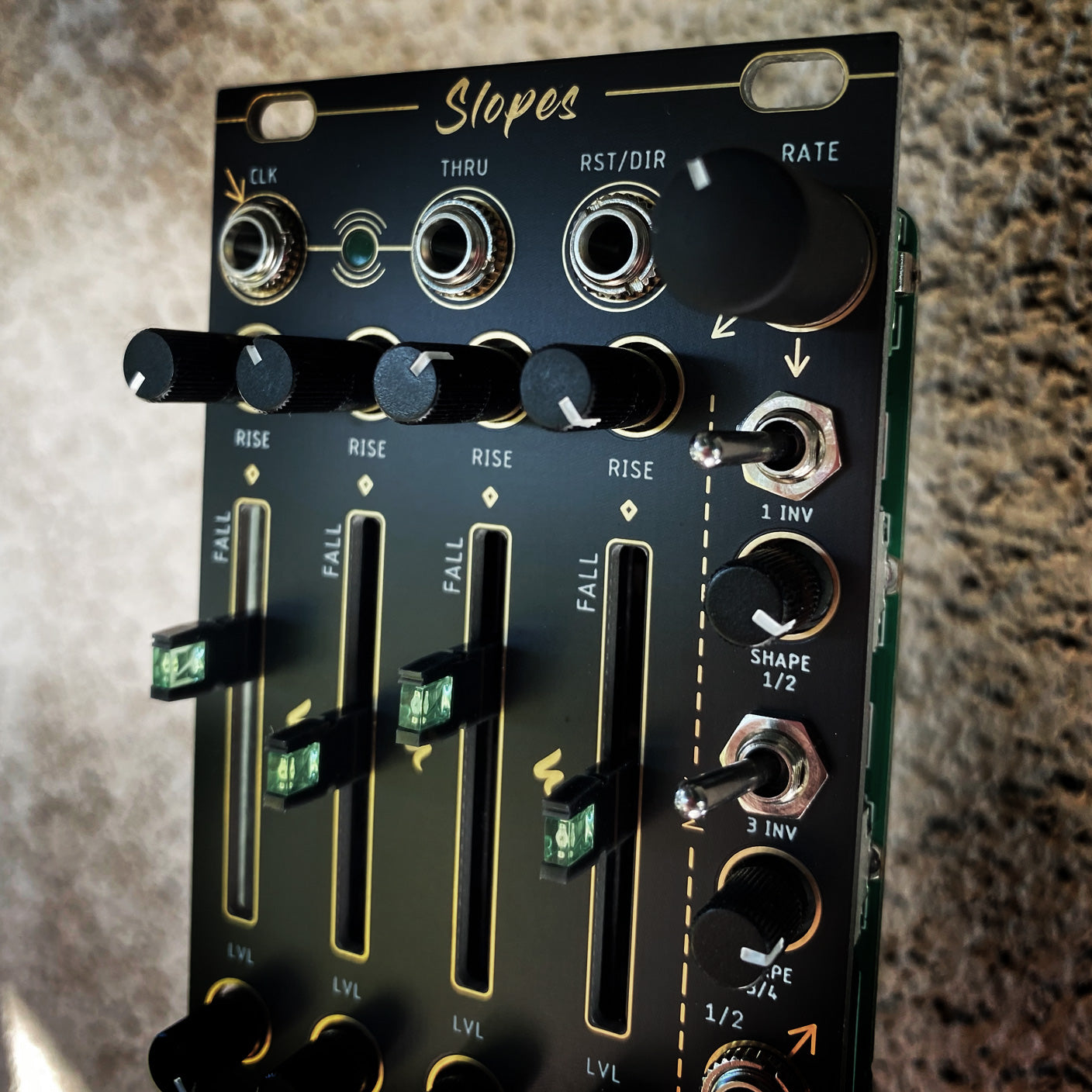SEQUENCED QUAD SLOPE – Calsynth